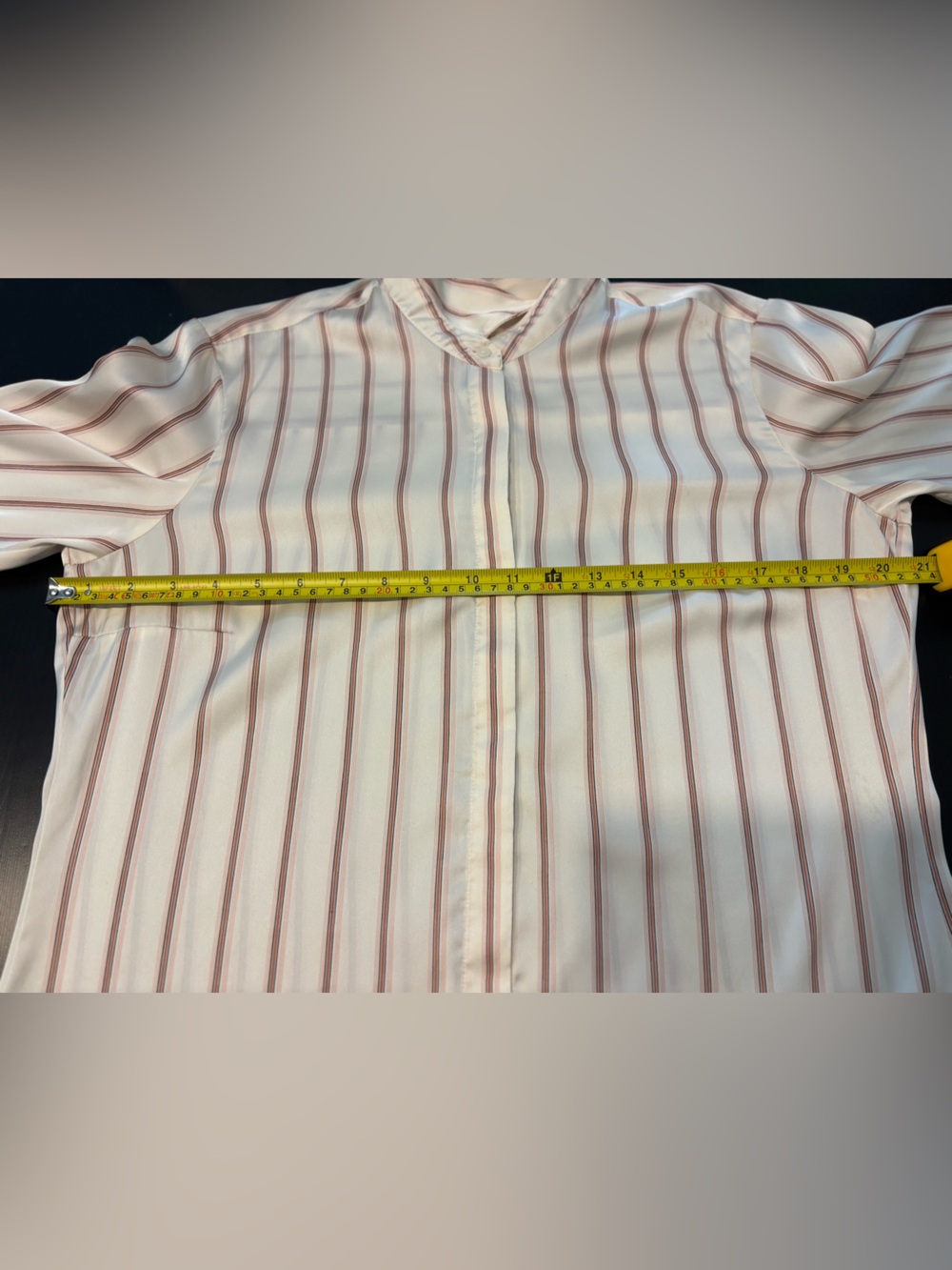 Express Women’s Relaxed Portofino Cream/Pink Striped Button Up Blouse Shirt M - Picture 6 of 7